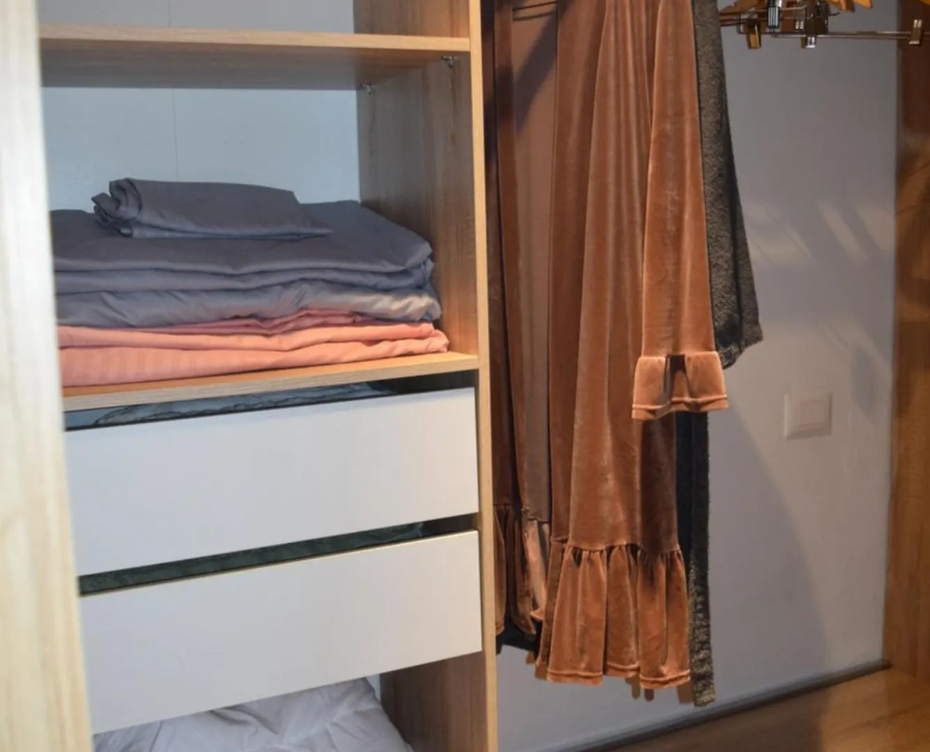 Frequency 286 Tirane Apartment