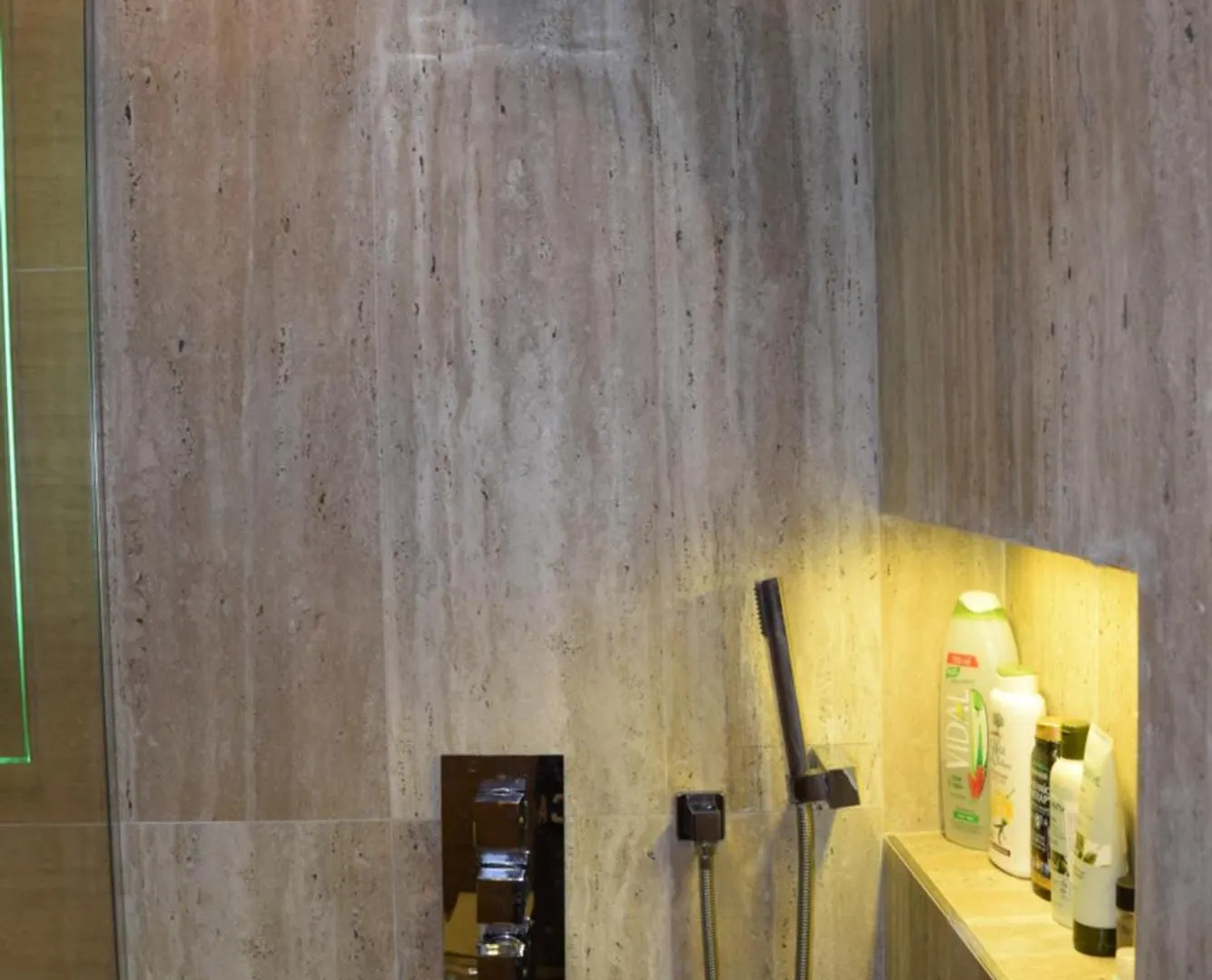 Frequency 286 Tirane Apartment