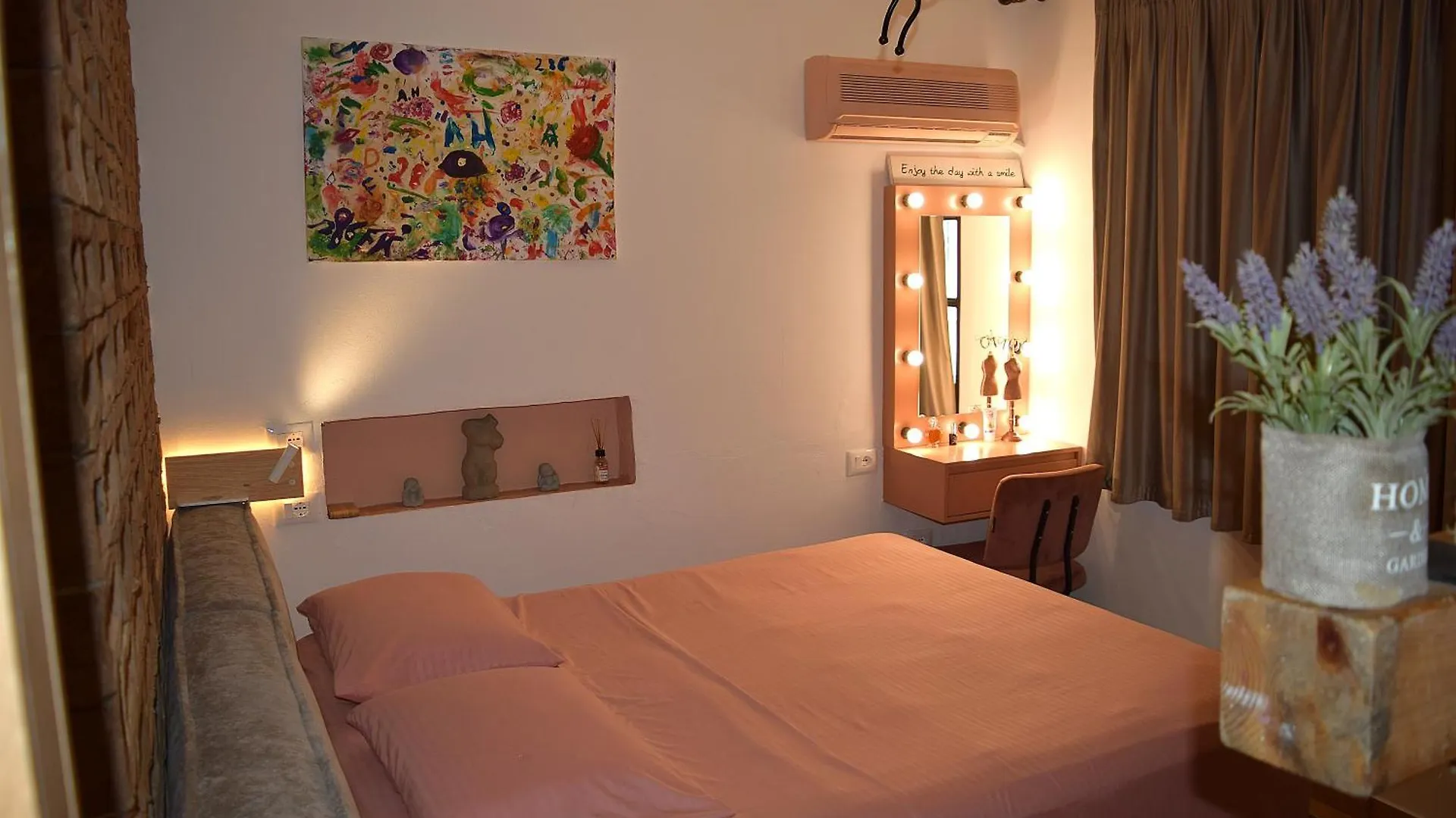 Frequency 286 Tirane Apartment